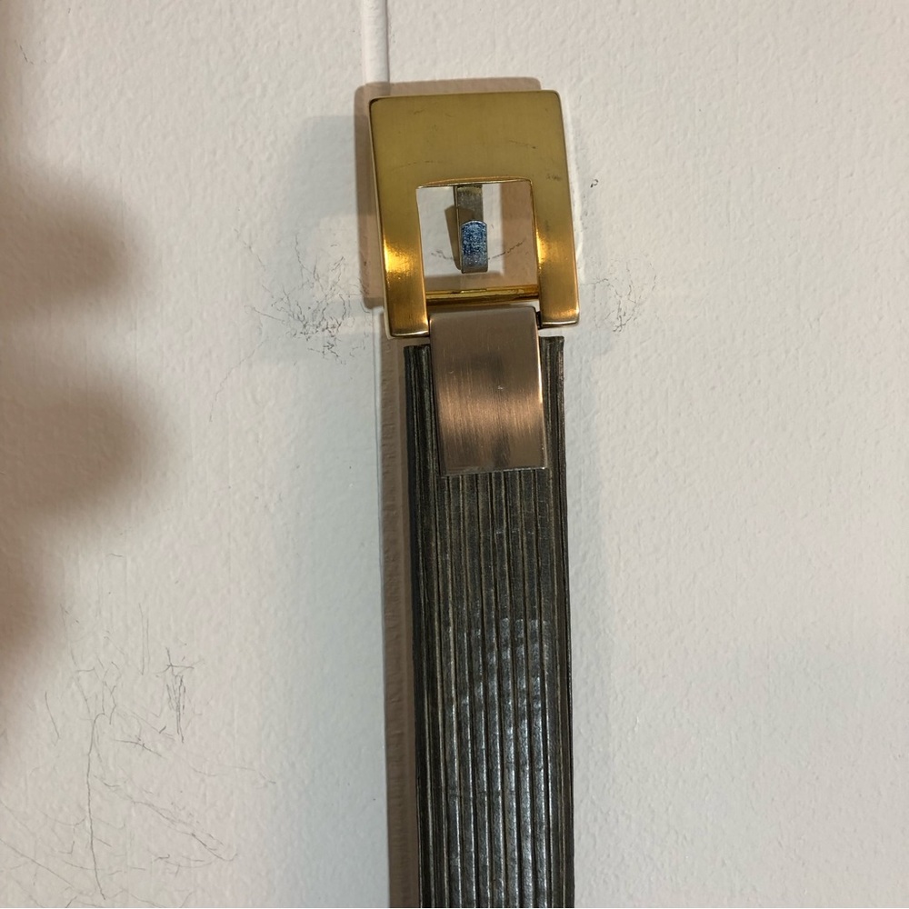 Carlisle Vintage Belt Made in Italy with Gold Buckle Small - Picture 3 of 8